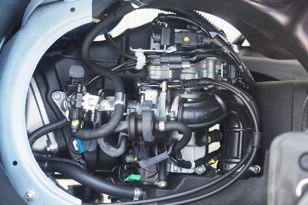 Vespa Primavera 3V Engine Metro Scooter Cincinnati